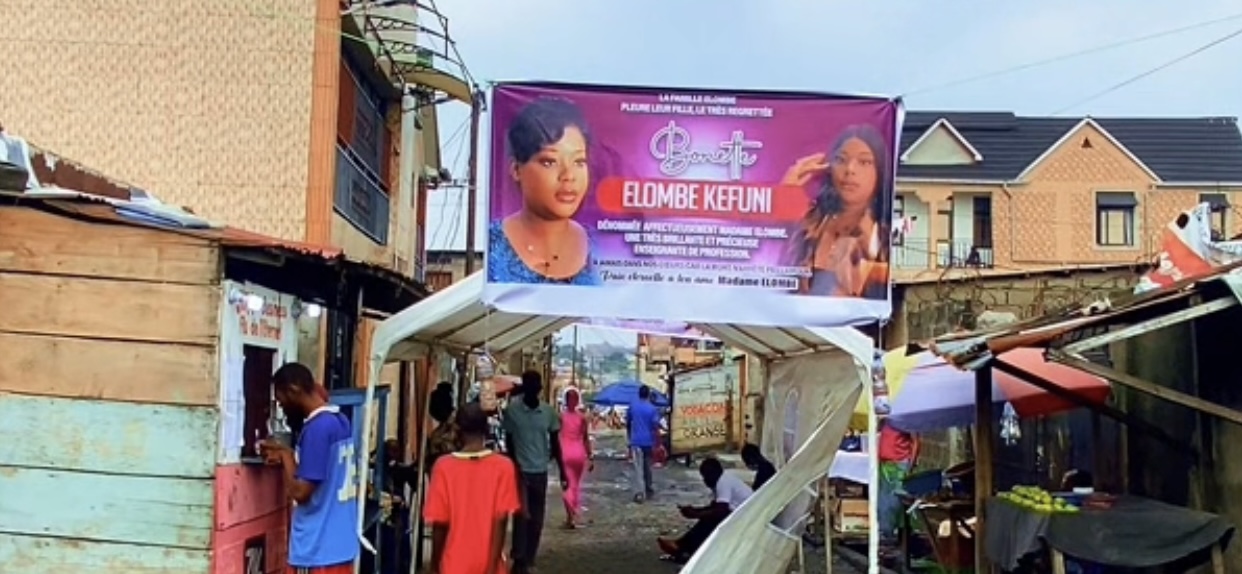 Hommage à madame Elombe bonnette 